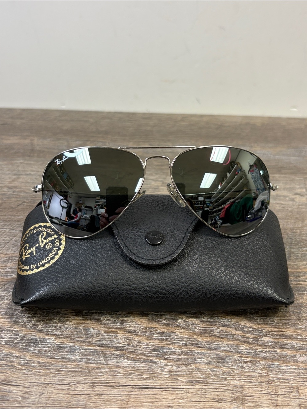 Ray-Ban Aviator Large Metal RB3025 Silver Frame Green Classic Lenses Sunglasses